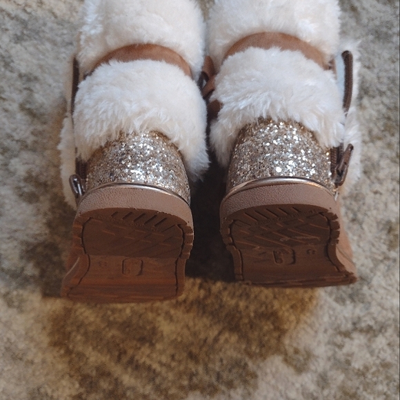Suede Gold Sparkle fur boots Size 8 - Picture 10 of 11